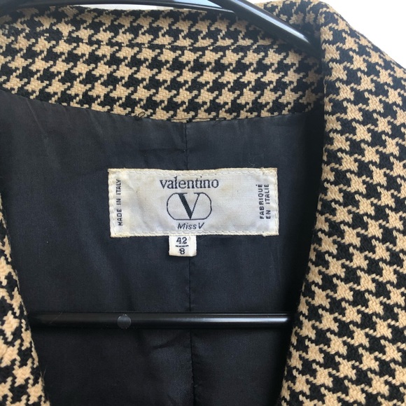 Vintage VALENTINO houndstooth blazer! - Picture 2 of 2